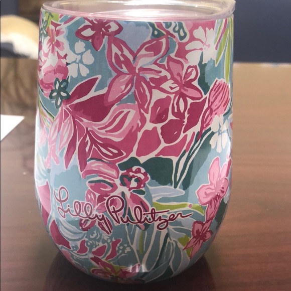 Lilly Pulitzer Other - Lilly Pulitzer Tumbler with Lid